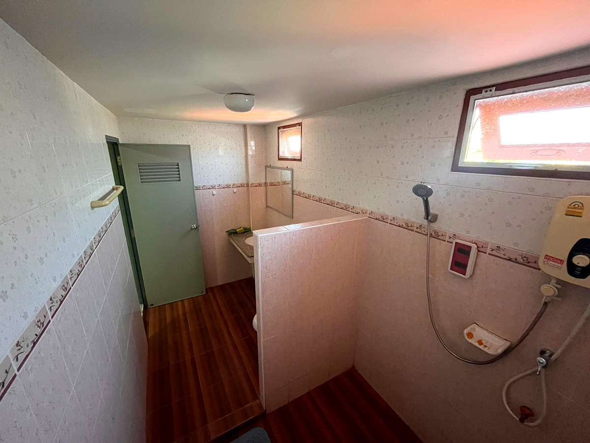 Pictures of Baan99 8/8