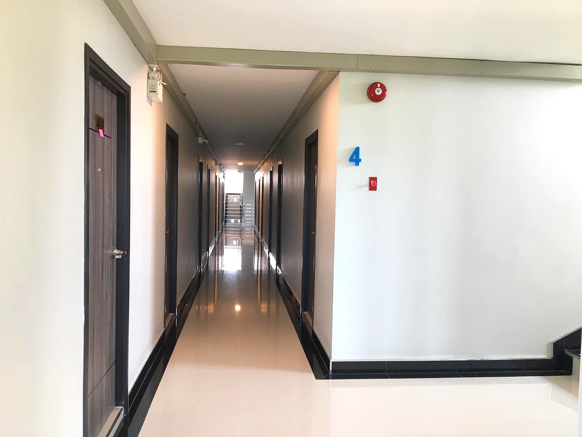 Pictures of Home 41 Place 15/16