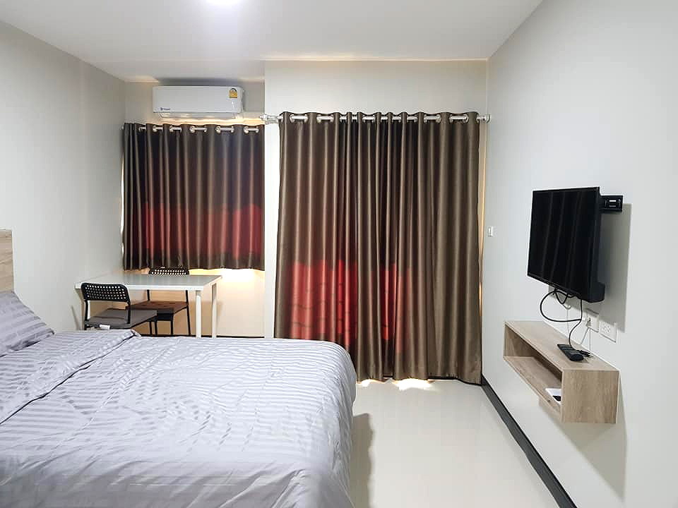 Pictures of Home 41 Place 9/16