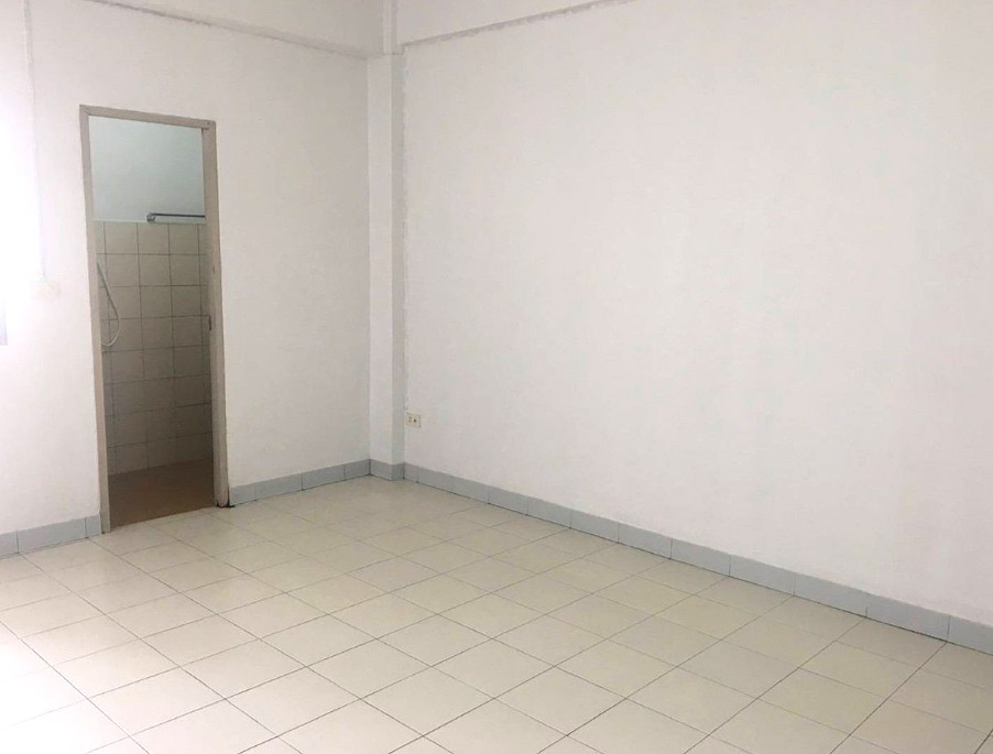 Pictures of baanthaisamut 4 1/4