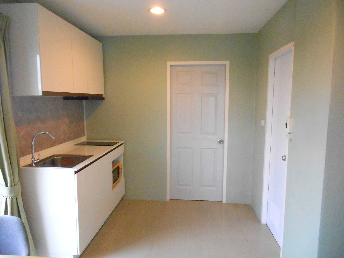 รูปภาพ ศิริเพลส อพาร์ทเม้นท์ (SIRIPLACE APARTMENT)โทร:02-7482309,090-9596183 | อพาร์ทเม้นท์ หอพัก ที่พัก ห้องพัก - รูปที่ 25/53