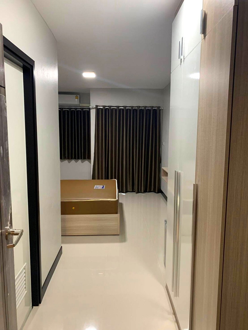 Pictures of Home 41 Place 12/16