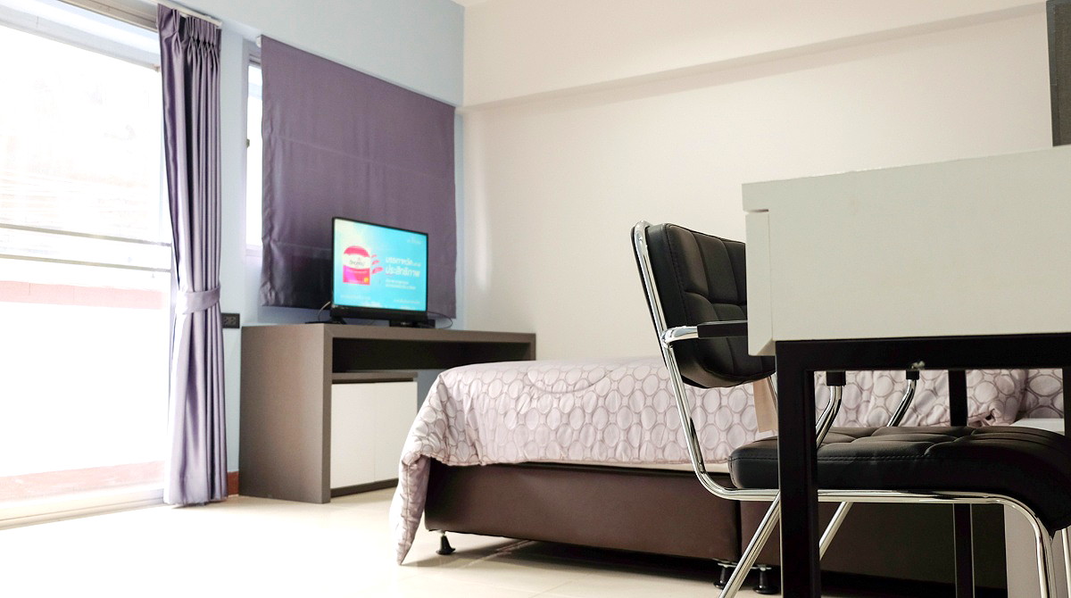 Pictures of DK Grand Phahonyothin 4/24