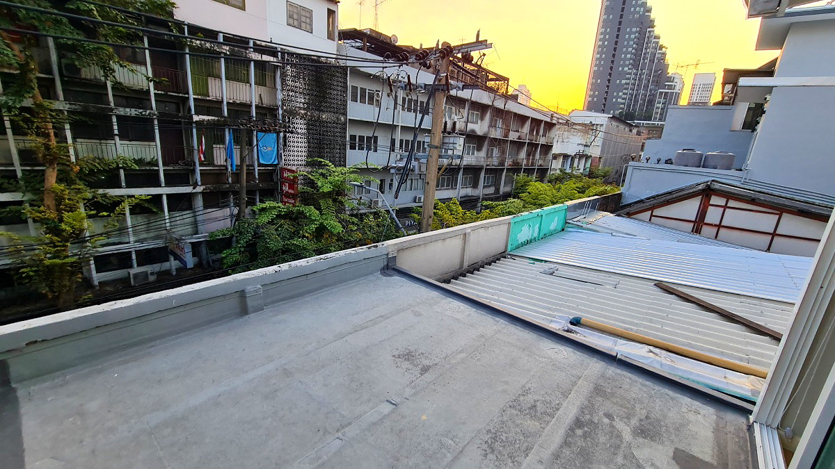 Pictures of Baan202 6/17