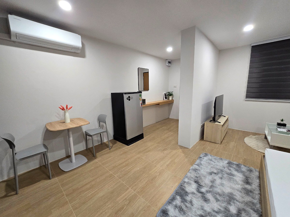 รูปภาพ ไวท์บ๊อกซ์ อพาร์ทเม้นท์ (สาขารัตนาธิเบศร์) | อพาร์ทเม้นท์ หอพัก ที่พัก ห้องพัก - รูปที่ 14/22