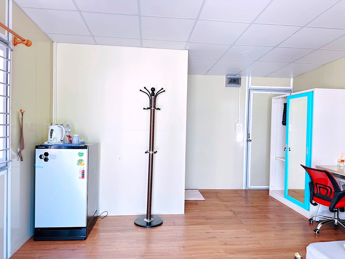 Pictures of Ducky's home 12/14