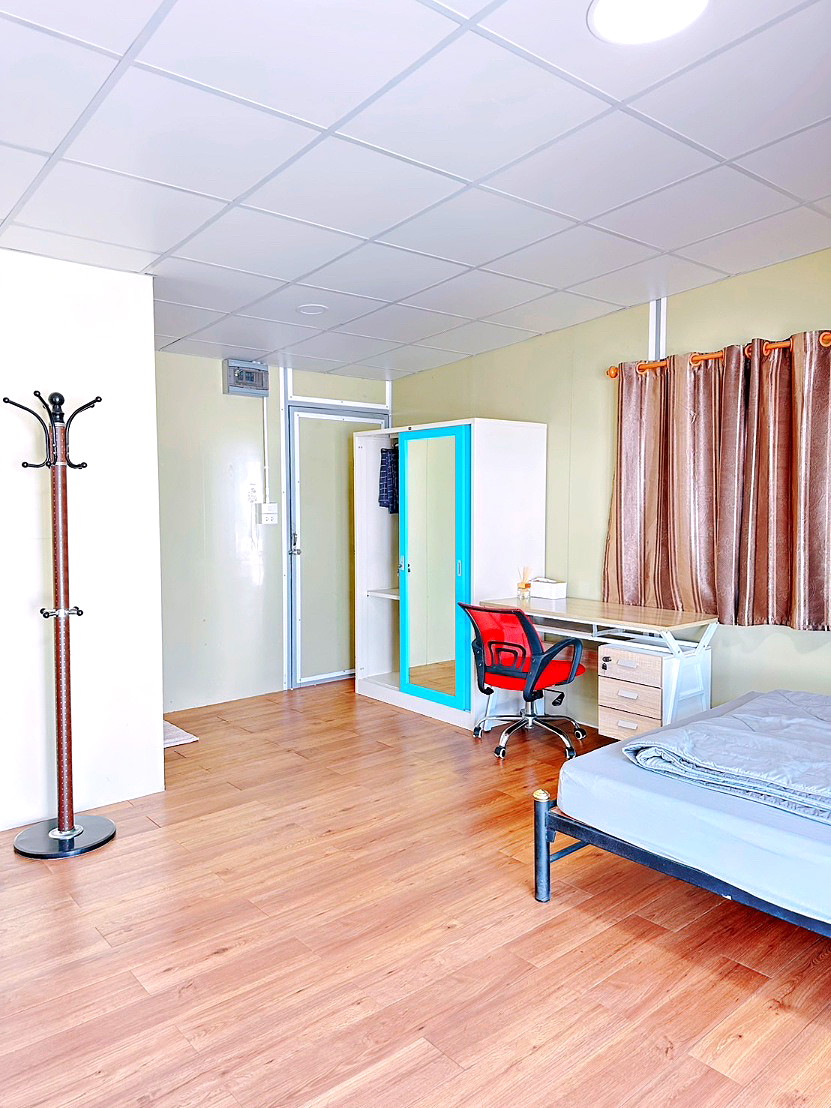 Pictures of Ducky's home 10/14