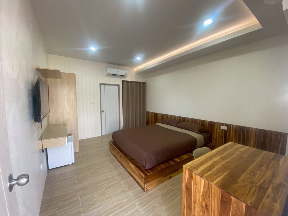 Condo — photo 2