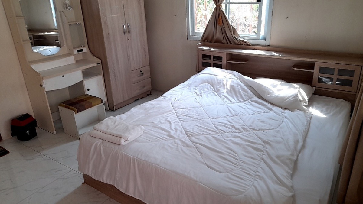 Condo — photo 2
