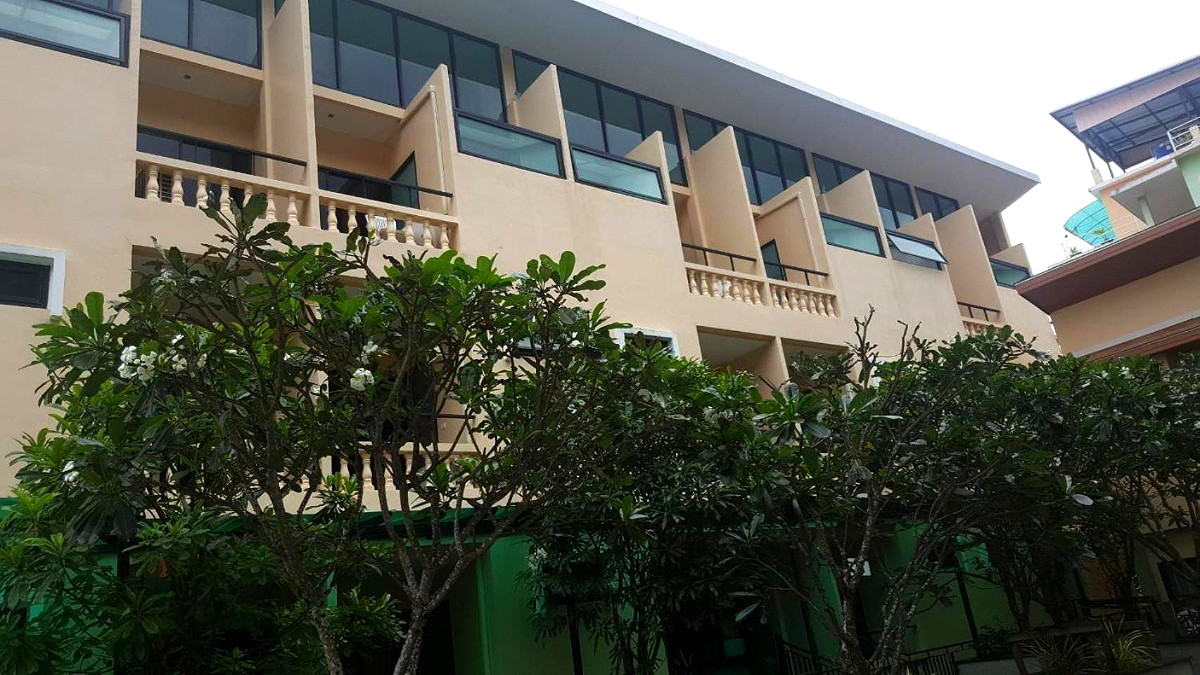 Pictures of Royal wave 16/17