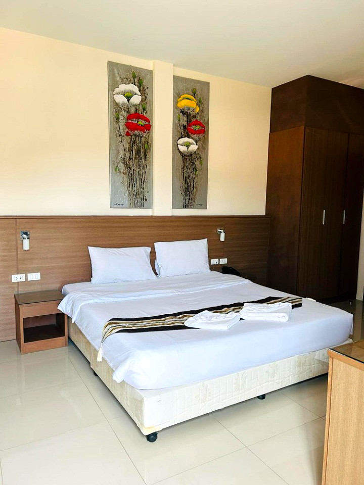 Pictures of Royal wave 12/17