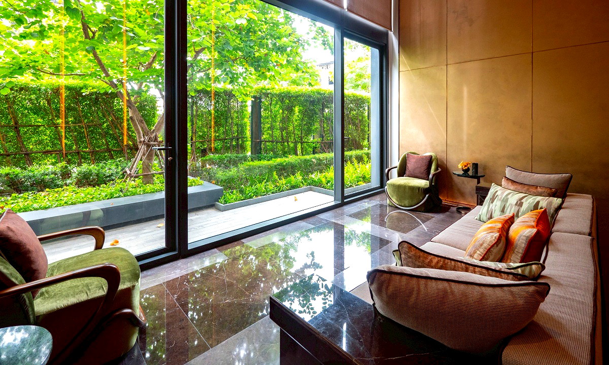 Pictures of Quinn Sukhumvit 101 8/14