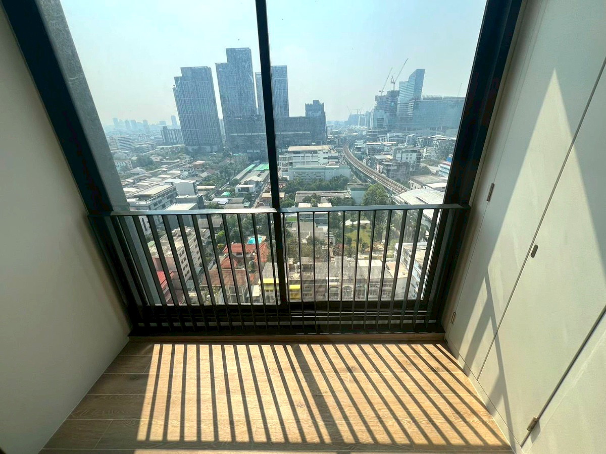 Pictures of Quinn Sukhumvit 101 5/14