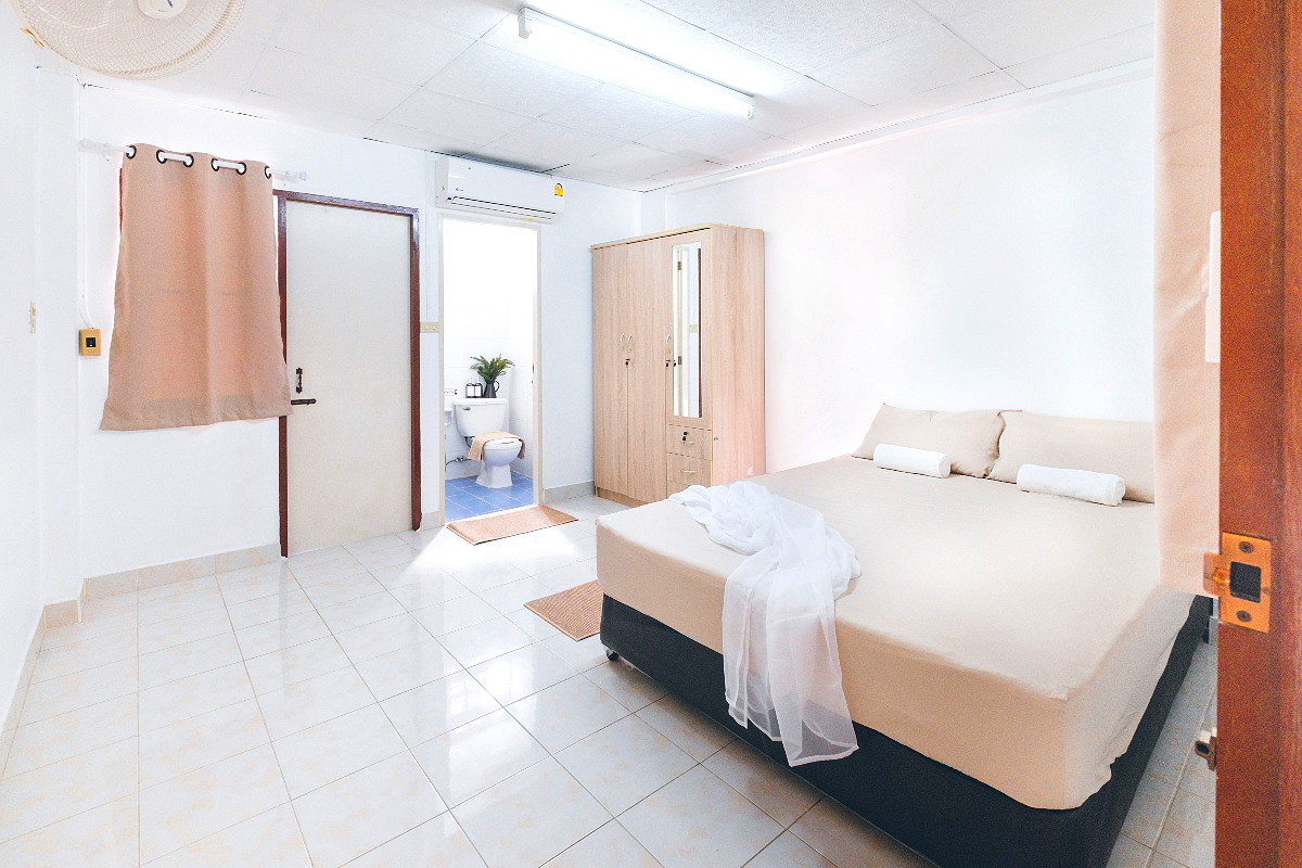 Pictures of Be-live Udomsok7 (Apartment near BTS Udomsuk, walk 10 minutes, next to 7-11 and laundry) 10/31