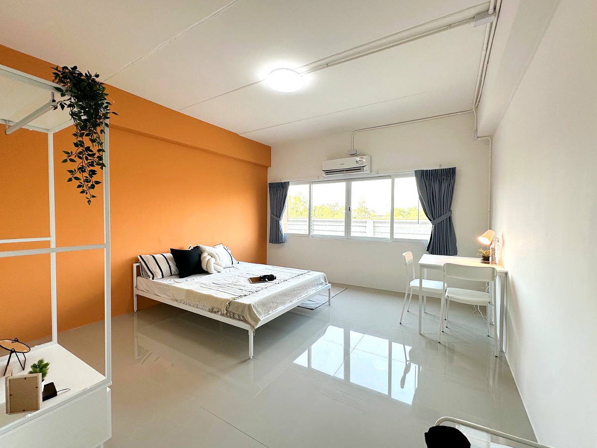 Pictures of iPlern Lamlukka Klong 4 5/15