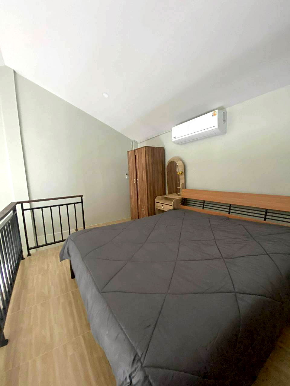 Pictures of MiLanda home 5/20