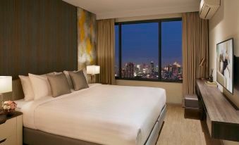 Condo · Huai Khwang, bangkok — photo 1