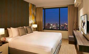 Pictures of Somerset Rama 9 Bangkok 1/6