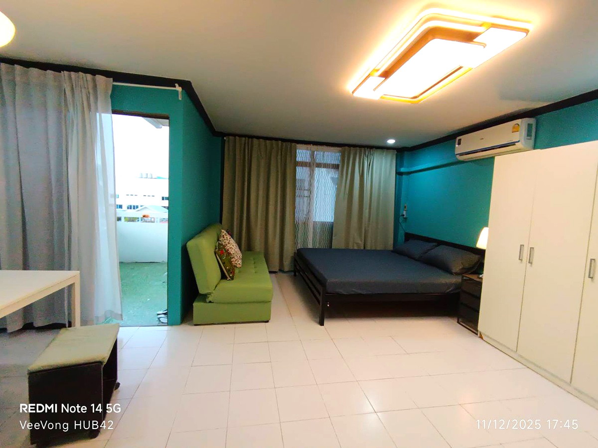 รูปภาพ HUB42 Seacon Srinakarin แต่งครบ อยู่สบาย ใกล้สถานี เพียง 4,490 บาทต่อเดือน **ห้องใหม่พร้อมอยู่** | อพาร์ทเม้นท์ หอพัก ที่พัก ห้องพัก - รูปที่ 8/23