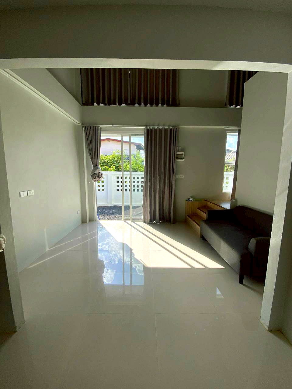 Pictures of MiLanda home 3/20