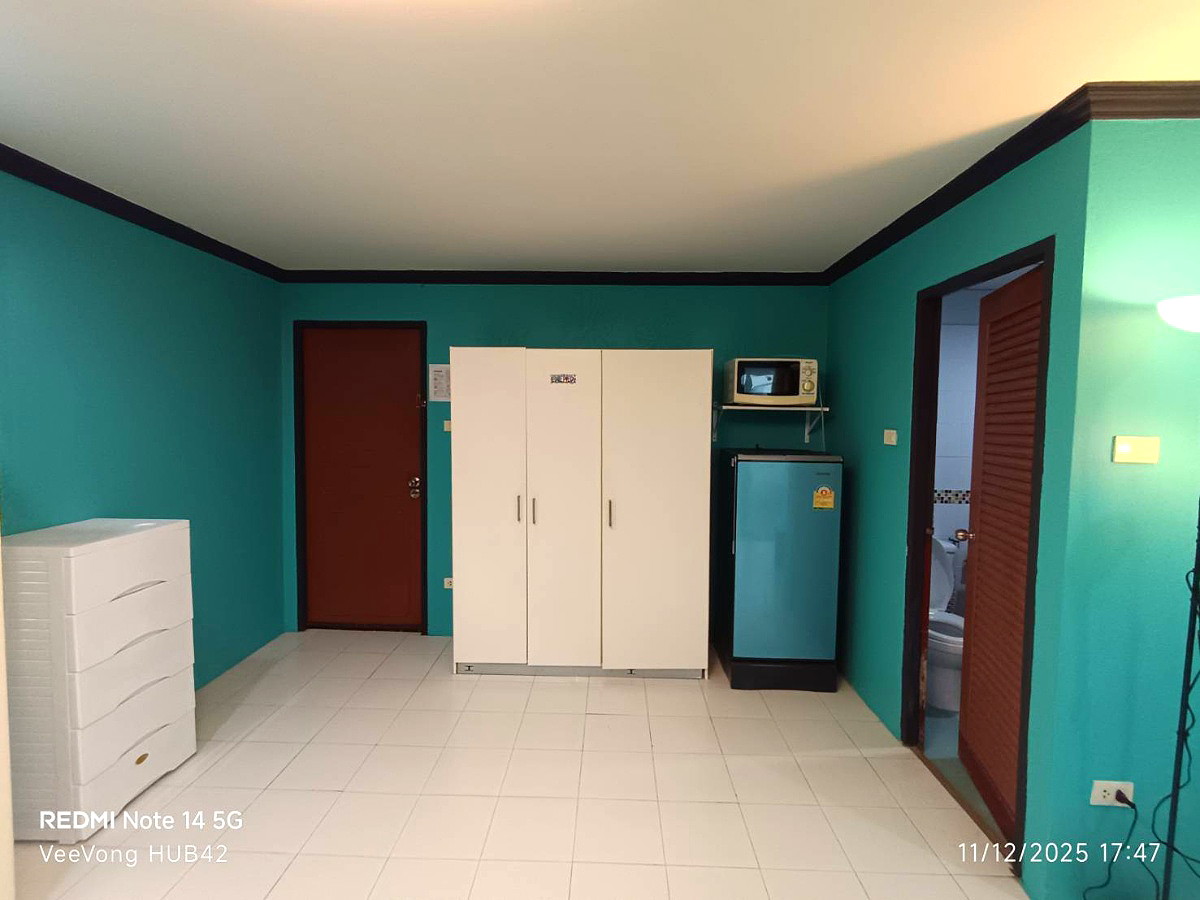 รูปภาพ HUB42 Seacon Srinakarin แต่งครบ อยู่สบาย ใกล้สถานี เพียง 4,490 บาทต่อเดือน **ห้องใหม่พร้อมอยู่** | อพาร์ทเม้นท์ หอพัก ที่พัก ห้องพัก - รูปที่ 11/23