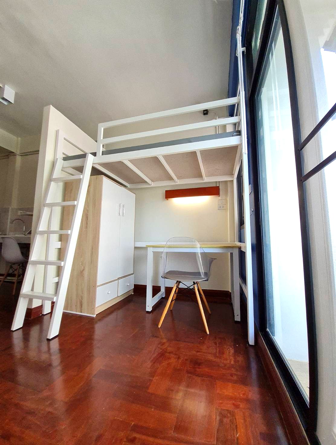 Pictures of JujuOok  14/20