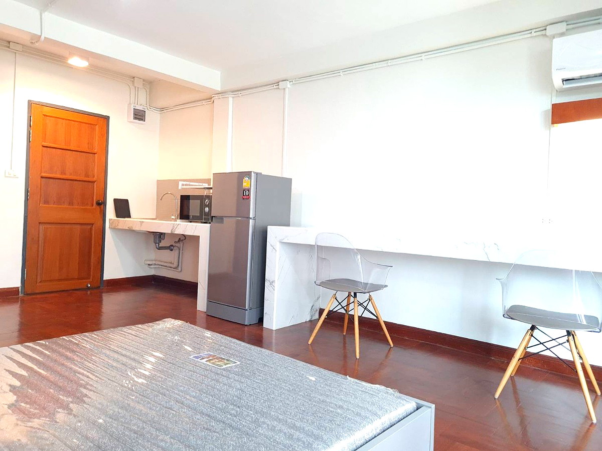 Pictures of JujuOok  4/20