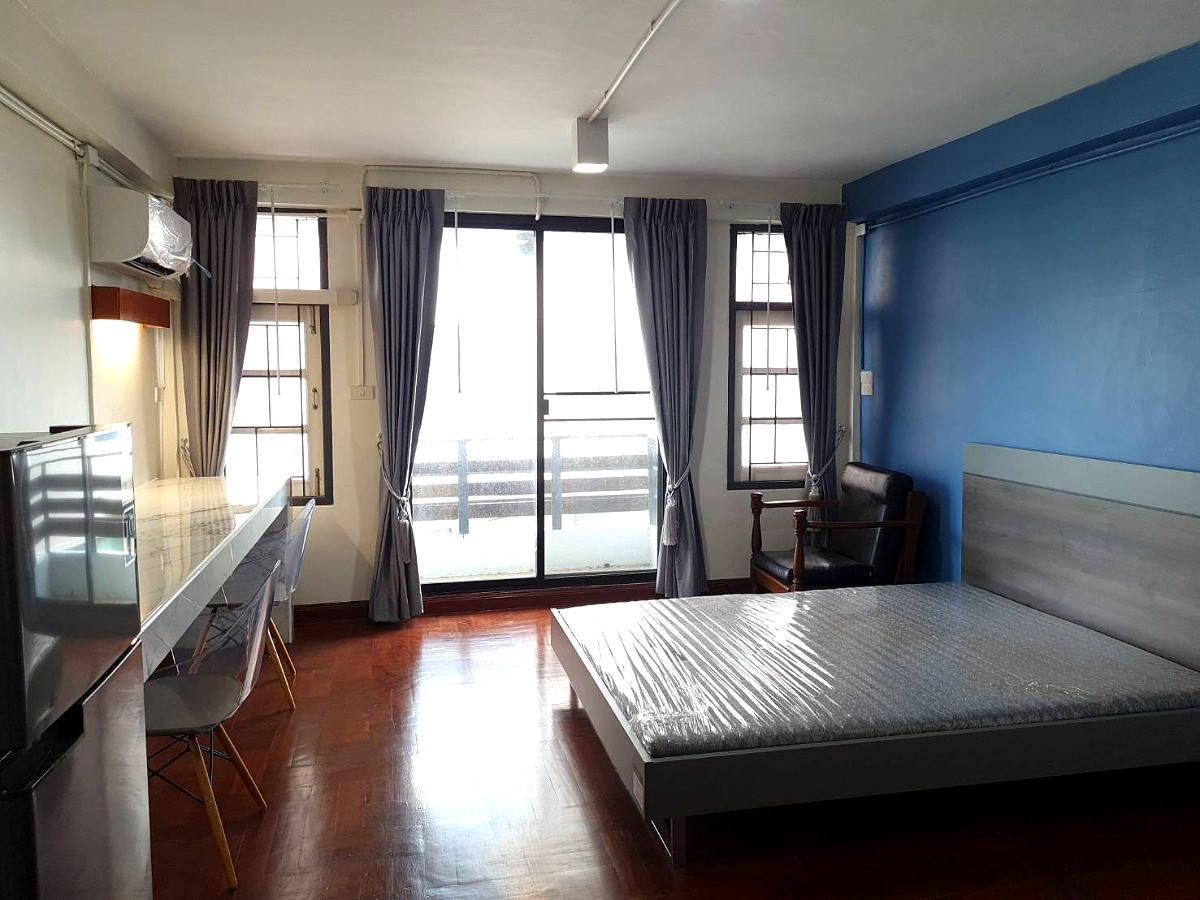 Pictures of JujuOok  8/20