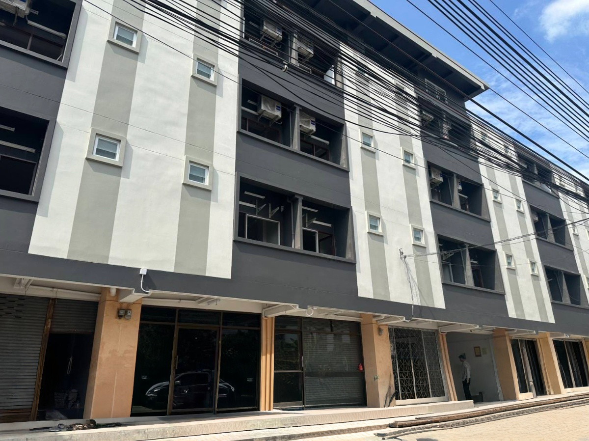 Condo · Wang Thonglang, bangkok — photo 3