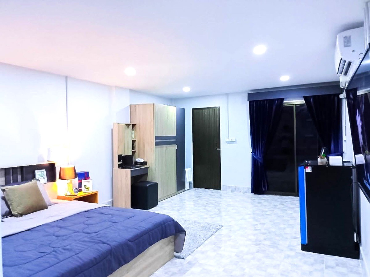 Pictures of INDIGOMANSION 5 4/8