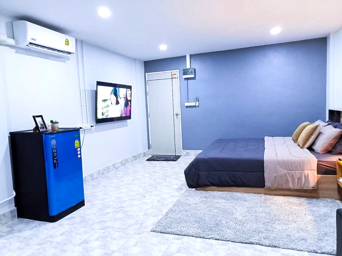 Pictures of INDIGOMANSION 5 5/8