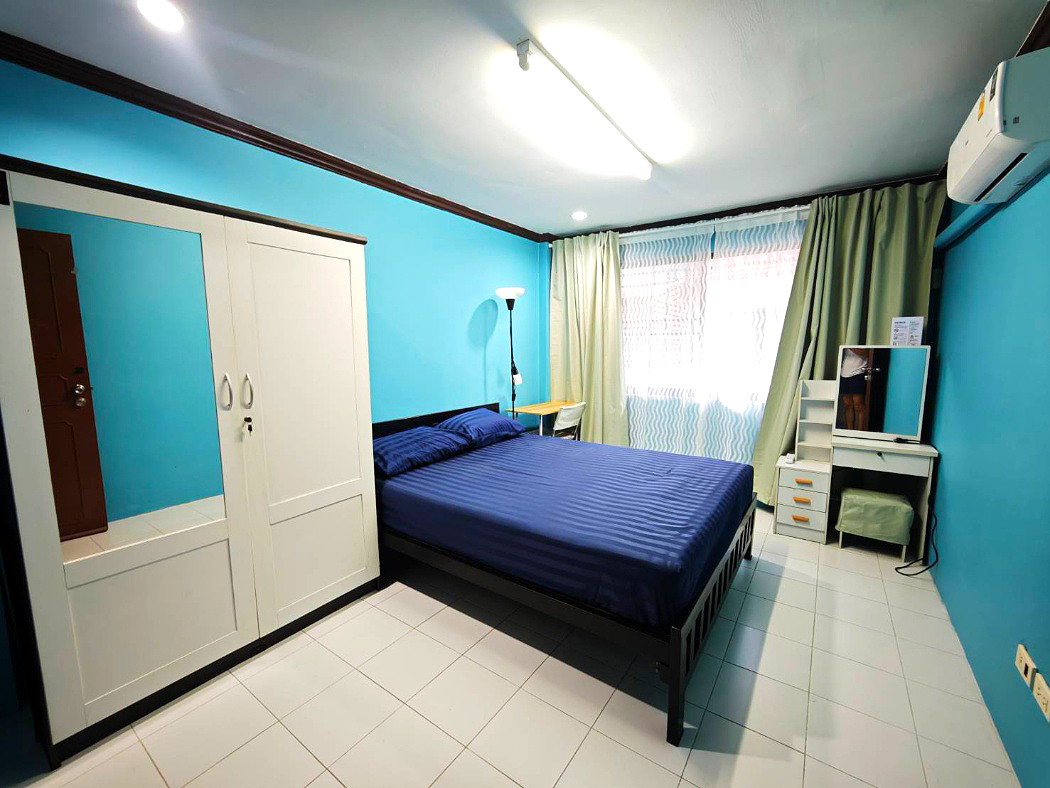 รูปภาพ HUB42 Seacon Srinakarin แต่งครบ อยู่สบาย ใกล้สถานี เพียง 3,990 บาทต่อเดือน **ห้องใหม่พร้อมอยู่** | อพาร์ทเม้นท์ หอพัก ที่พัก ห้องพัก - รูปที่ 10/26