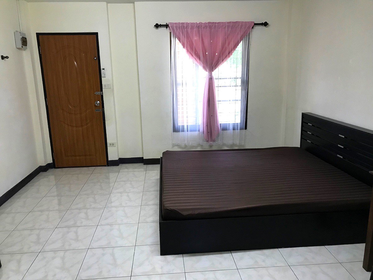 Pictures of The Blessing House Bangsaen 15/34