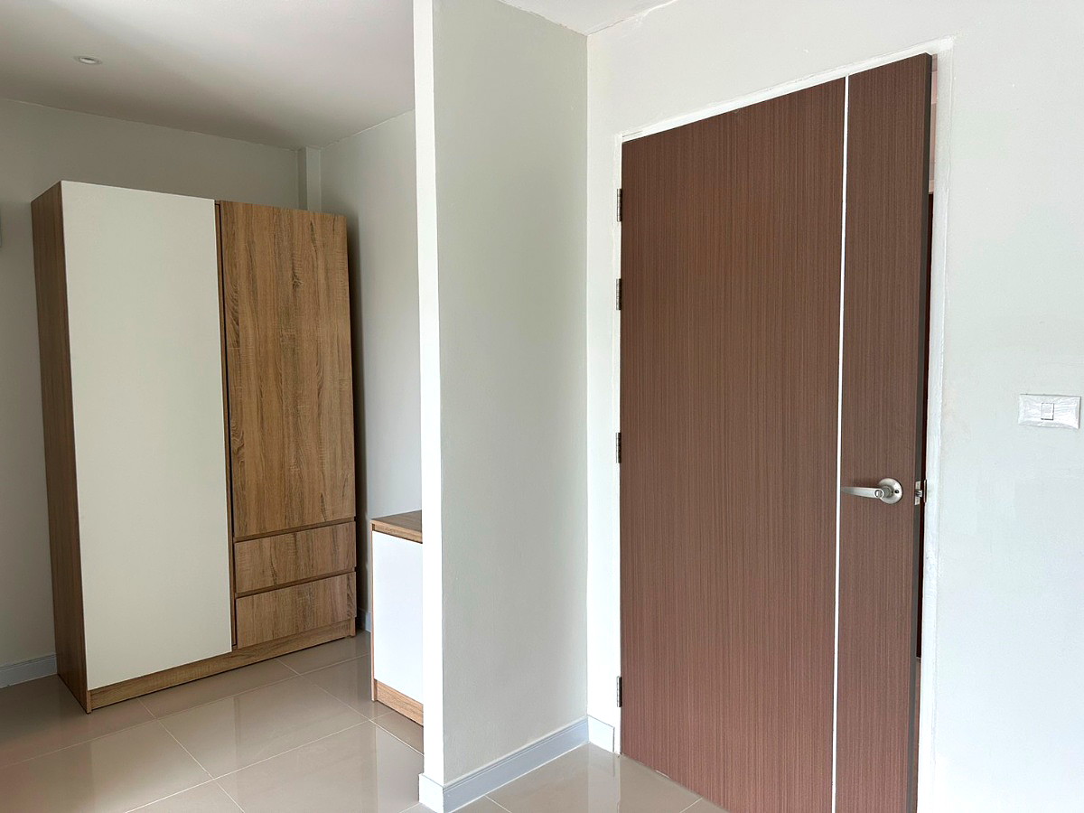 Pictures of Patra Phuket 5/11