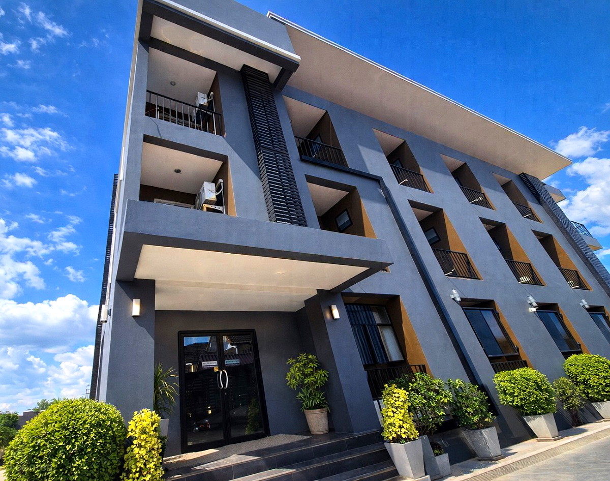 Pictures of At home Banchang 1/54