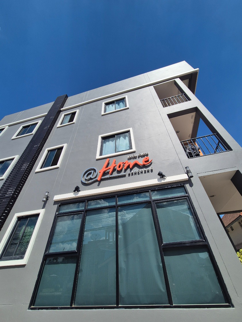 Condo — photo 3