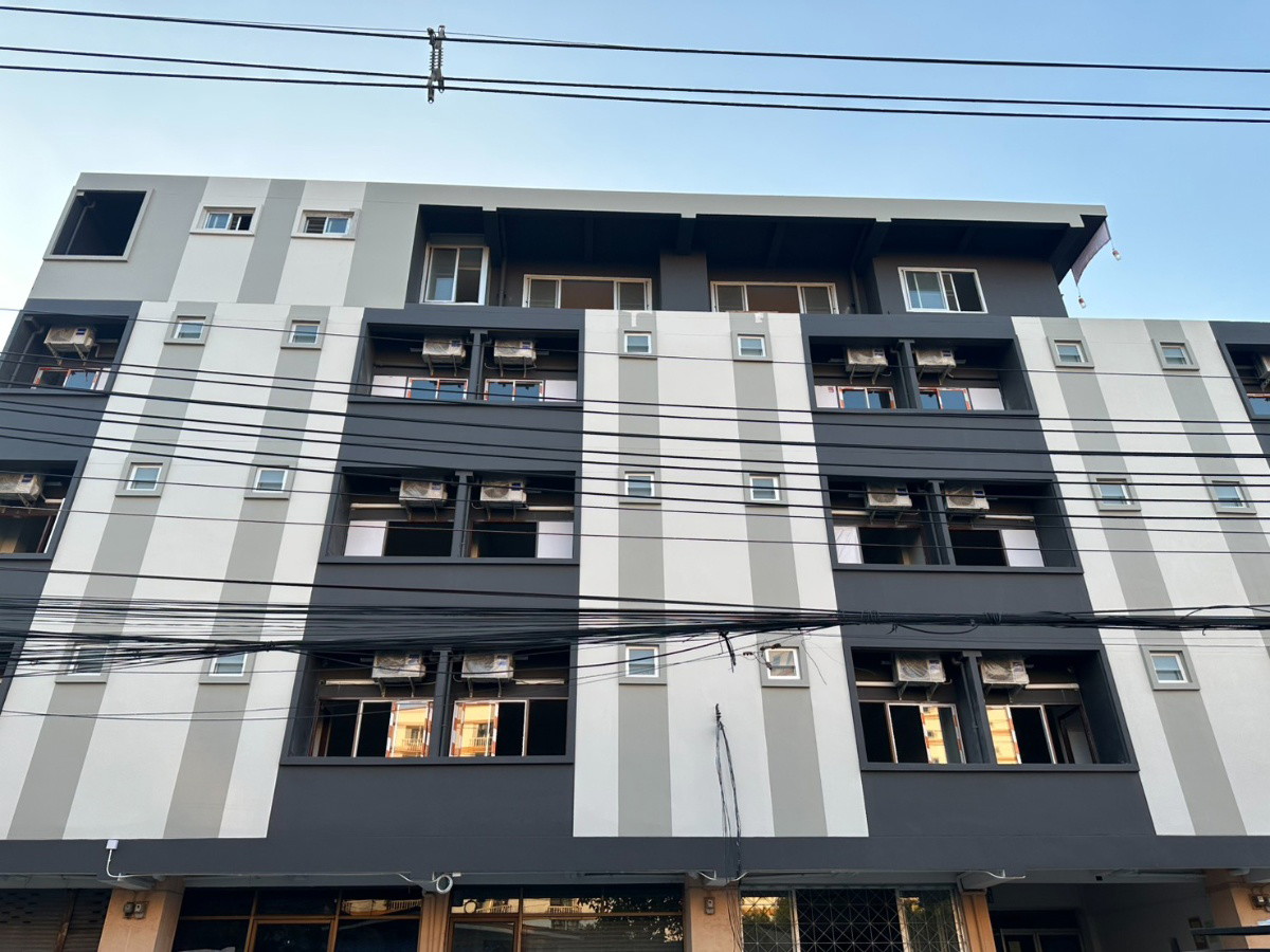 Condo · Wang Thonglang, bangkok — photo 4