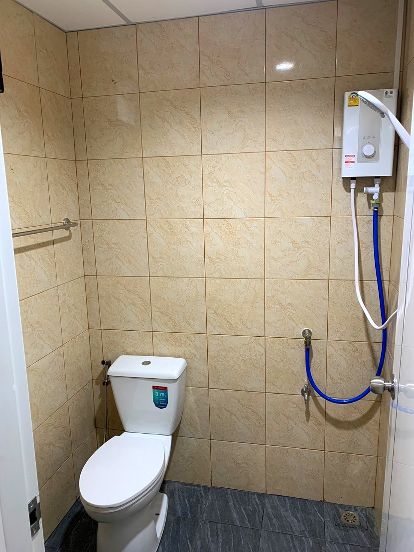 Pictures of Tha Ruea hongpak 4/6