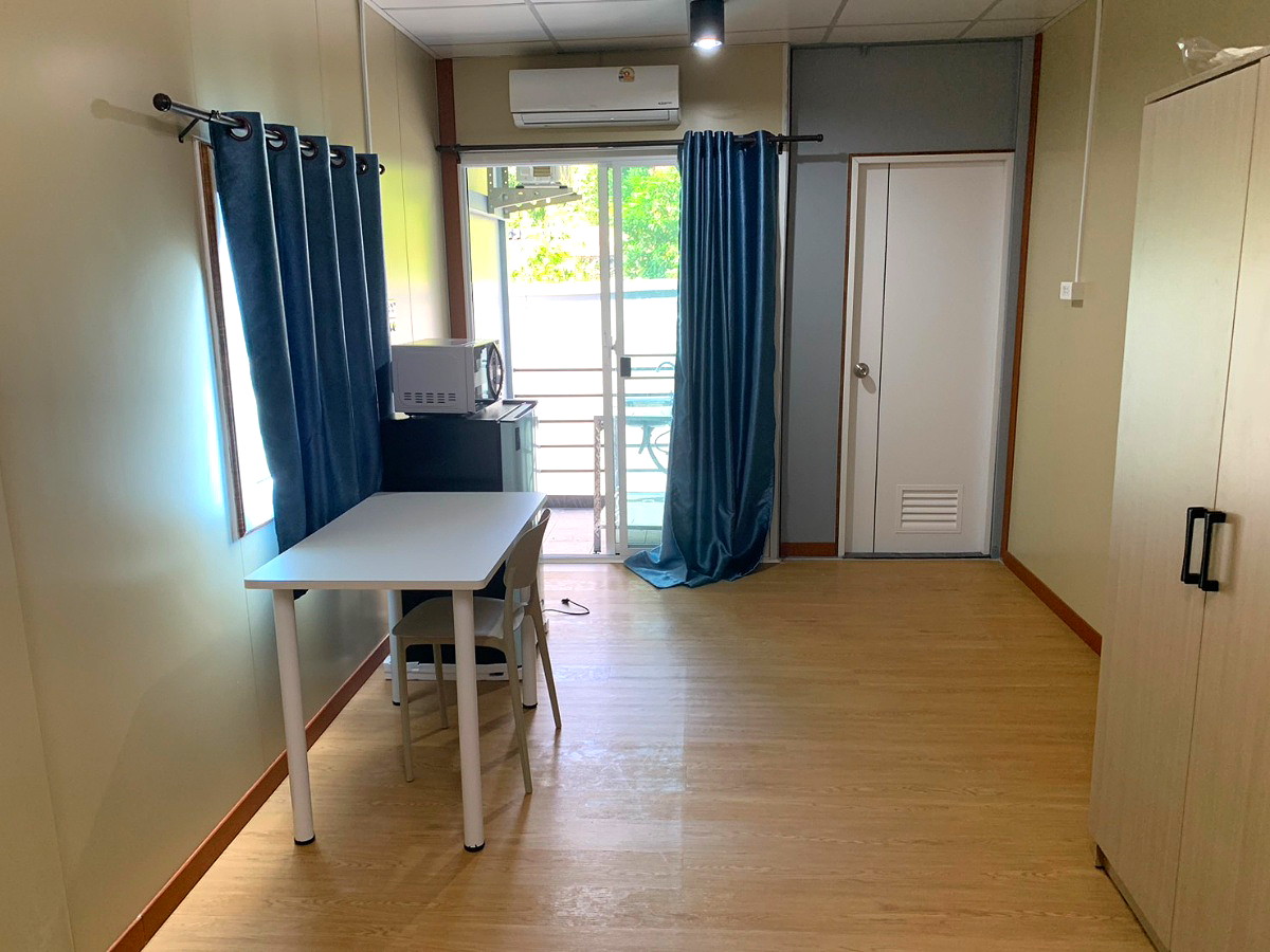 Pictures of Tha Ruea hongpak 2/6