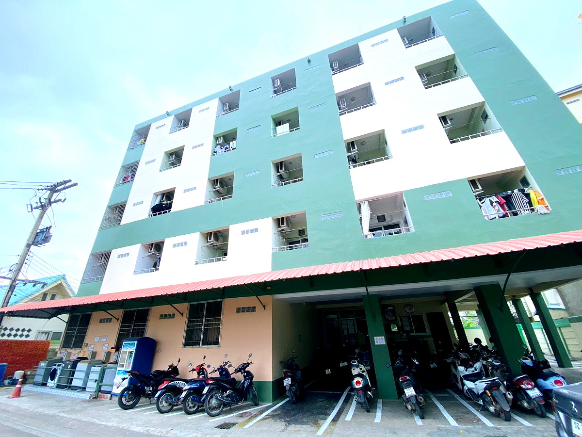 Pictures of Jintana House KKU 4/19