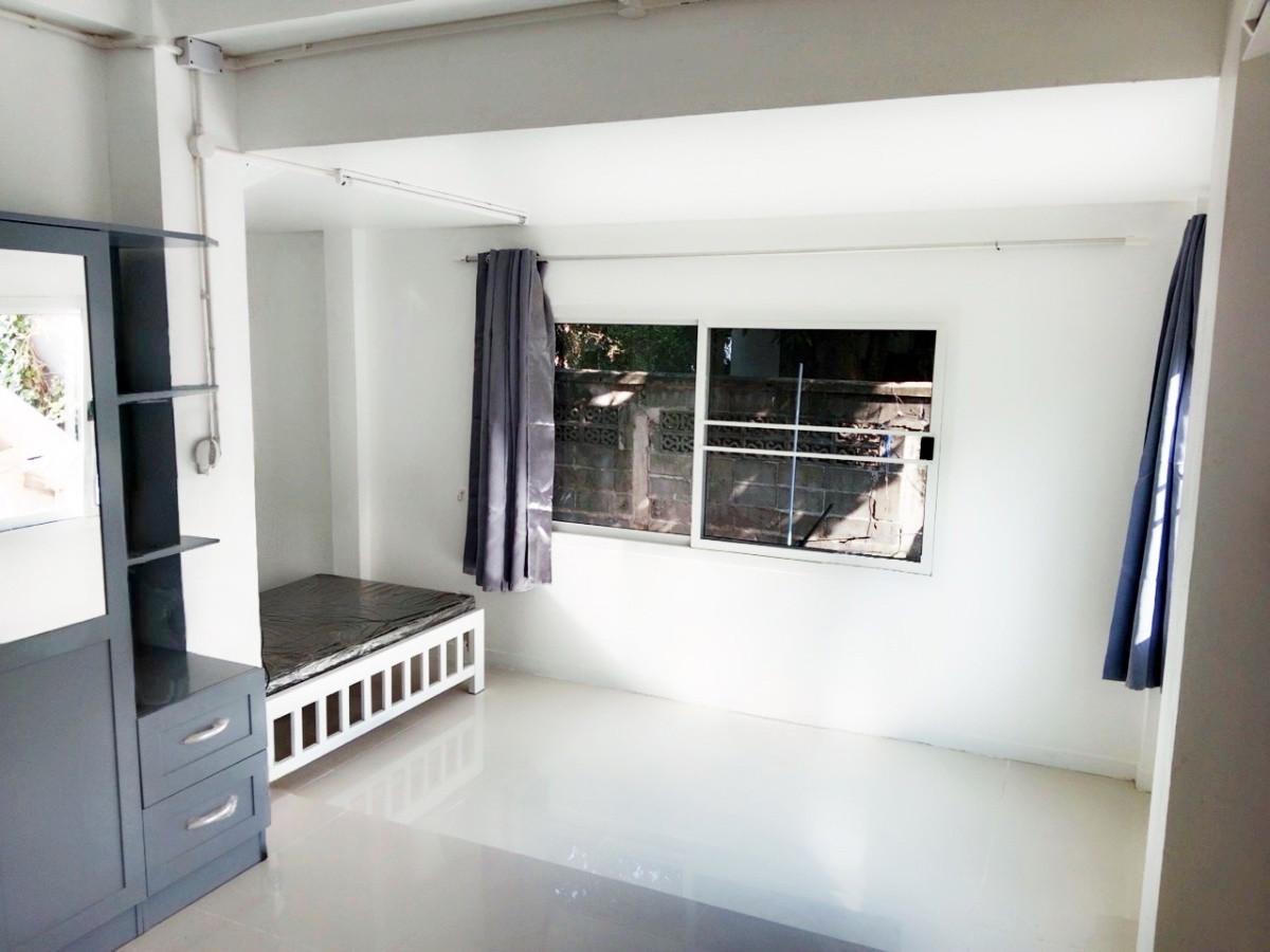 Condo · Huai Khwang, bangkok