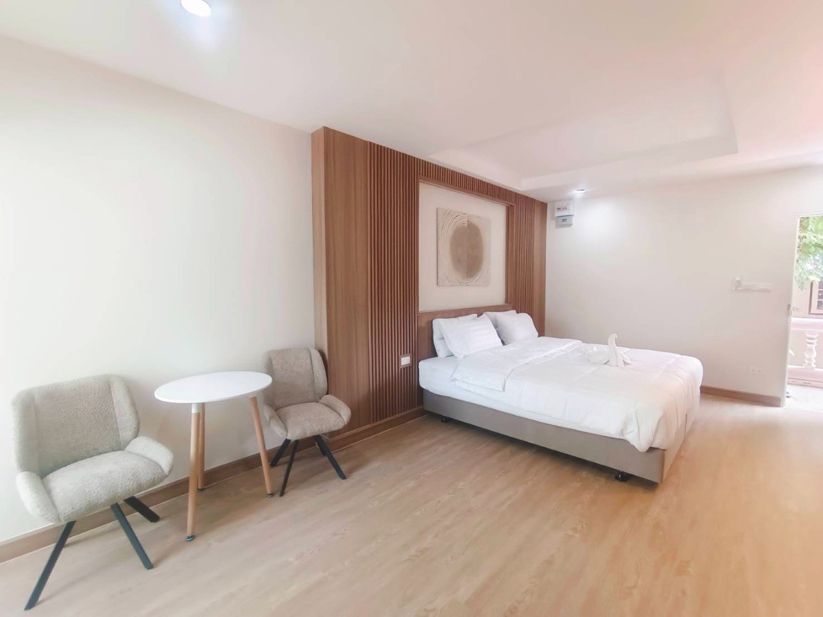 Condo · Khlong San, bangkok — photo 2