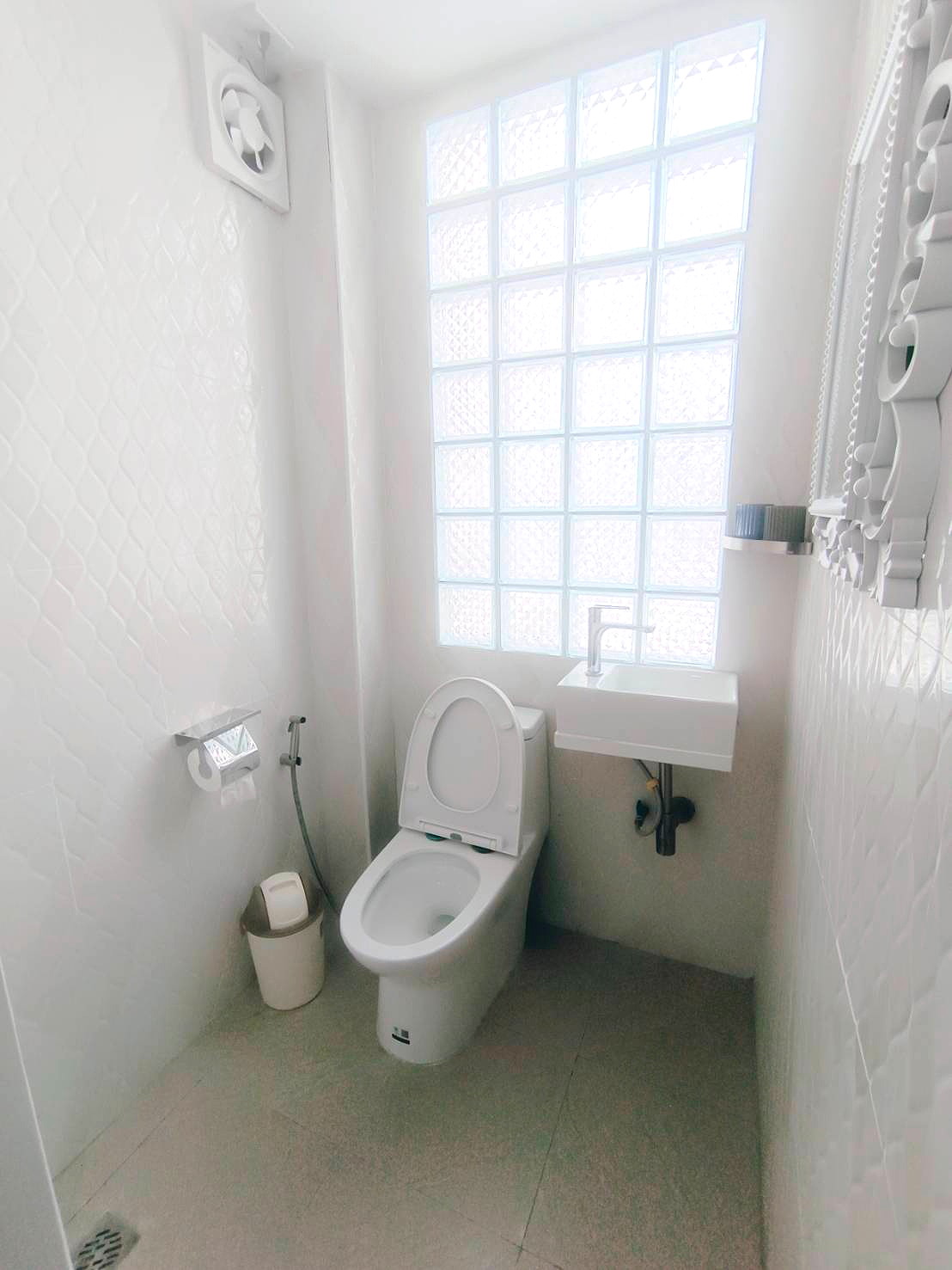 Pictures of ICON SIAM CHAROEN LUXE 11/12