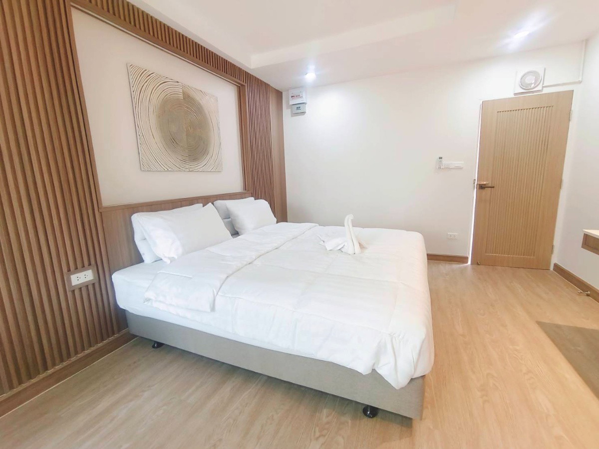 Condo · Khlong San, bangkok