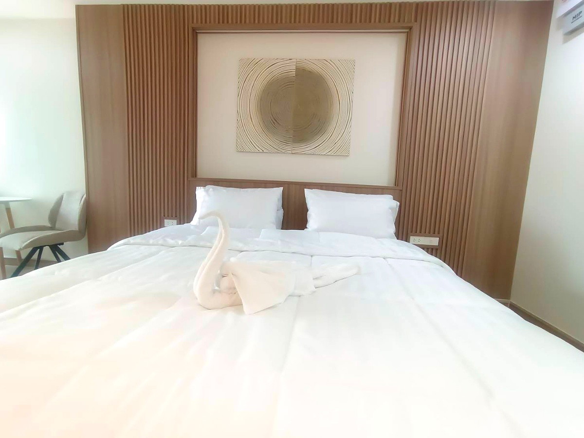 Pictures of ICON SIAM CHAROEN LUXE 4/12