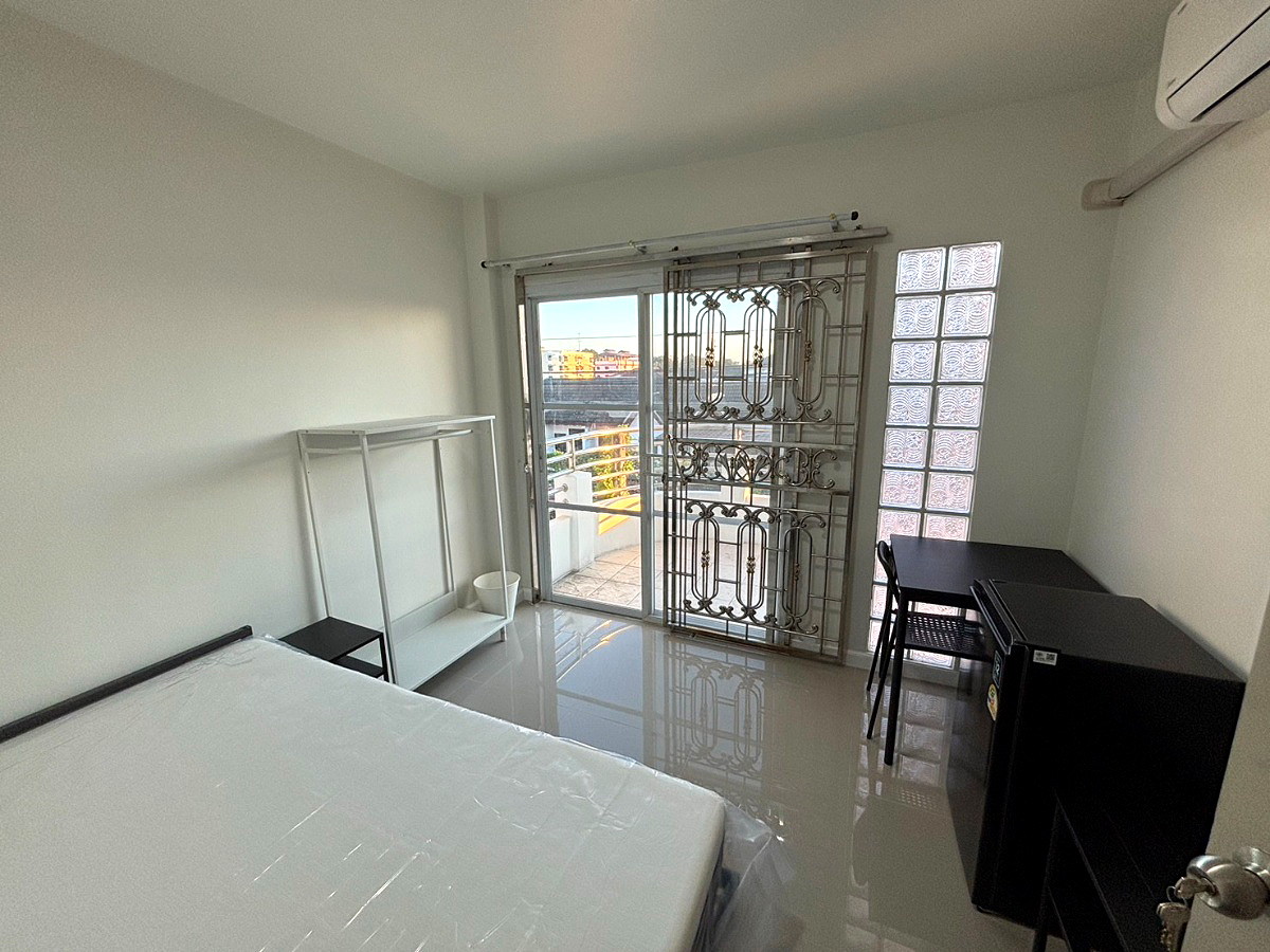 Pictures of Tanyathorn Residence - Rooms for Rent Huai Khwang / Ratchada / Lat Phrao 11/12