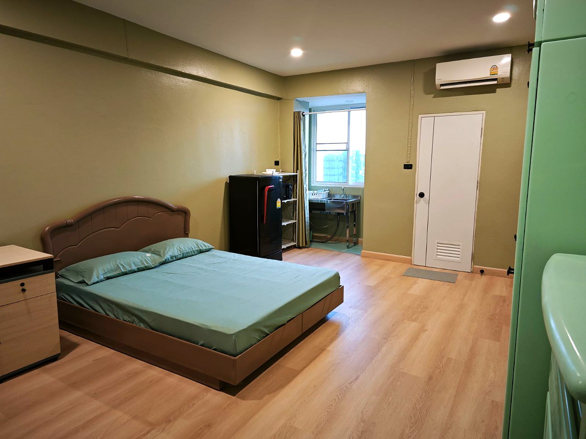 Pictures of Uea amorsuk APL Ramhhamheang 4/10