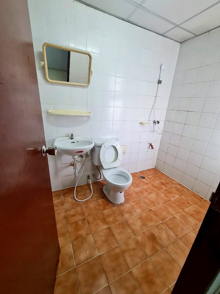 Pictures of D.D. House Apartments for Rent 15/16