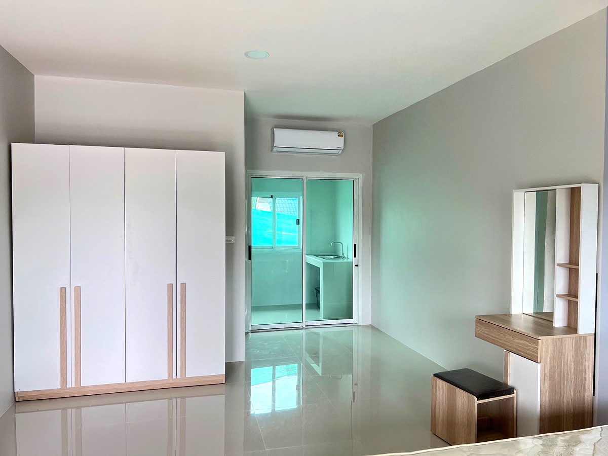 Pictures of Nithnisa place  11/11