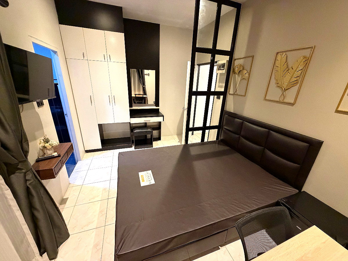 Pictures of BehighCafeHomestay 1/14